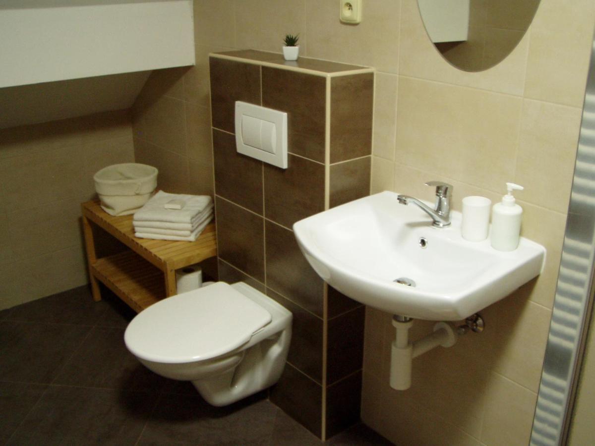 U Tomicku Hotel Пасеки над Изероу Екстериор снимка
