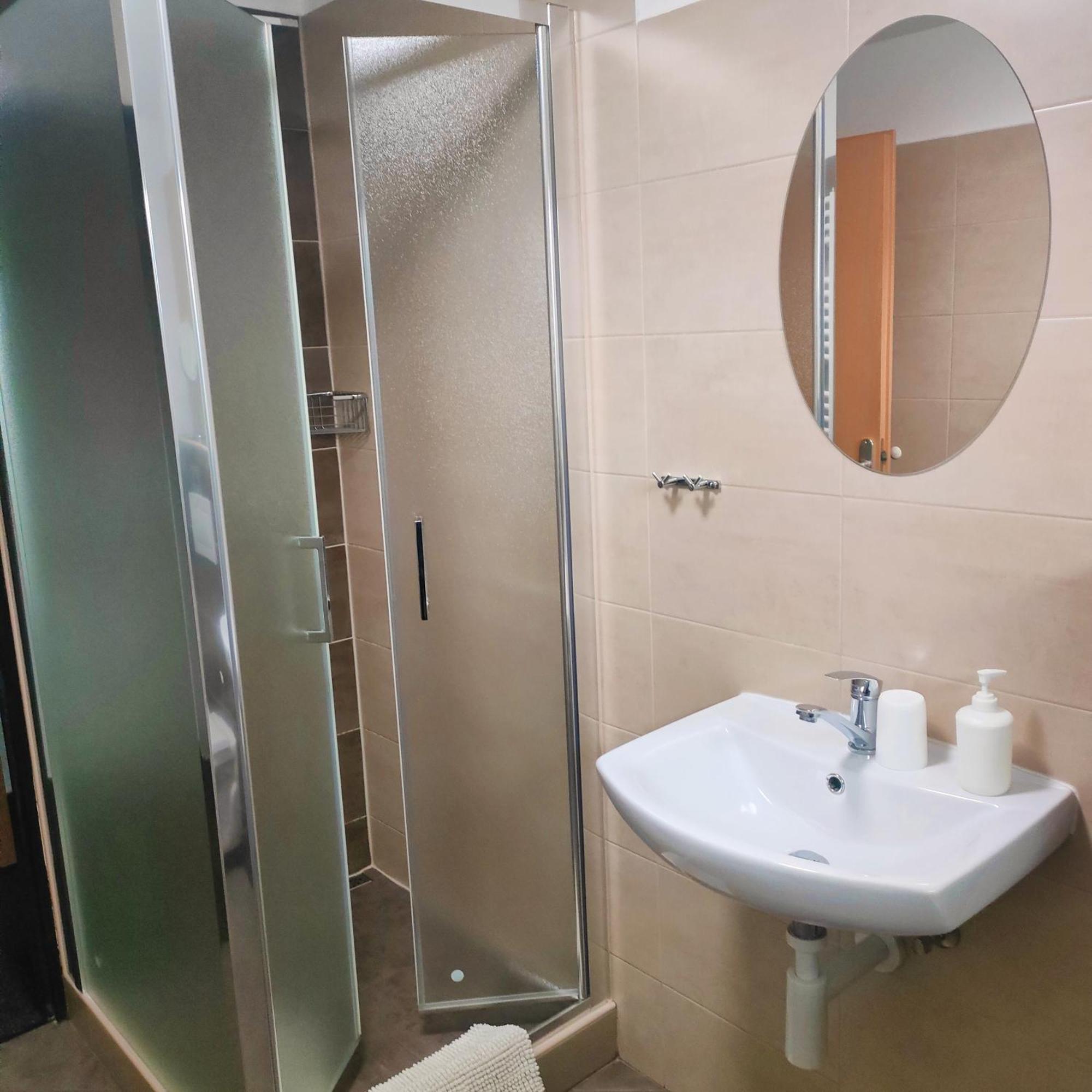 U Tomicku Hotel Пасеки над Изероу Екстериор снимка
